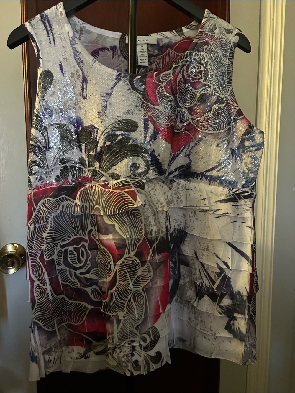 Style and Co layered tank top size xl sequins black reds white resort vacation
